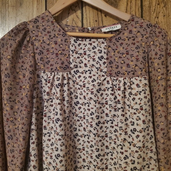 ANDREE BY UNIT Savannah Ditsy Patchwork Peasant Boho Floral Blouse - Medium - Picture 3 of 6